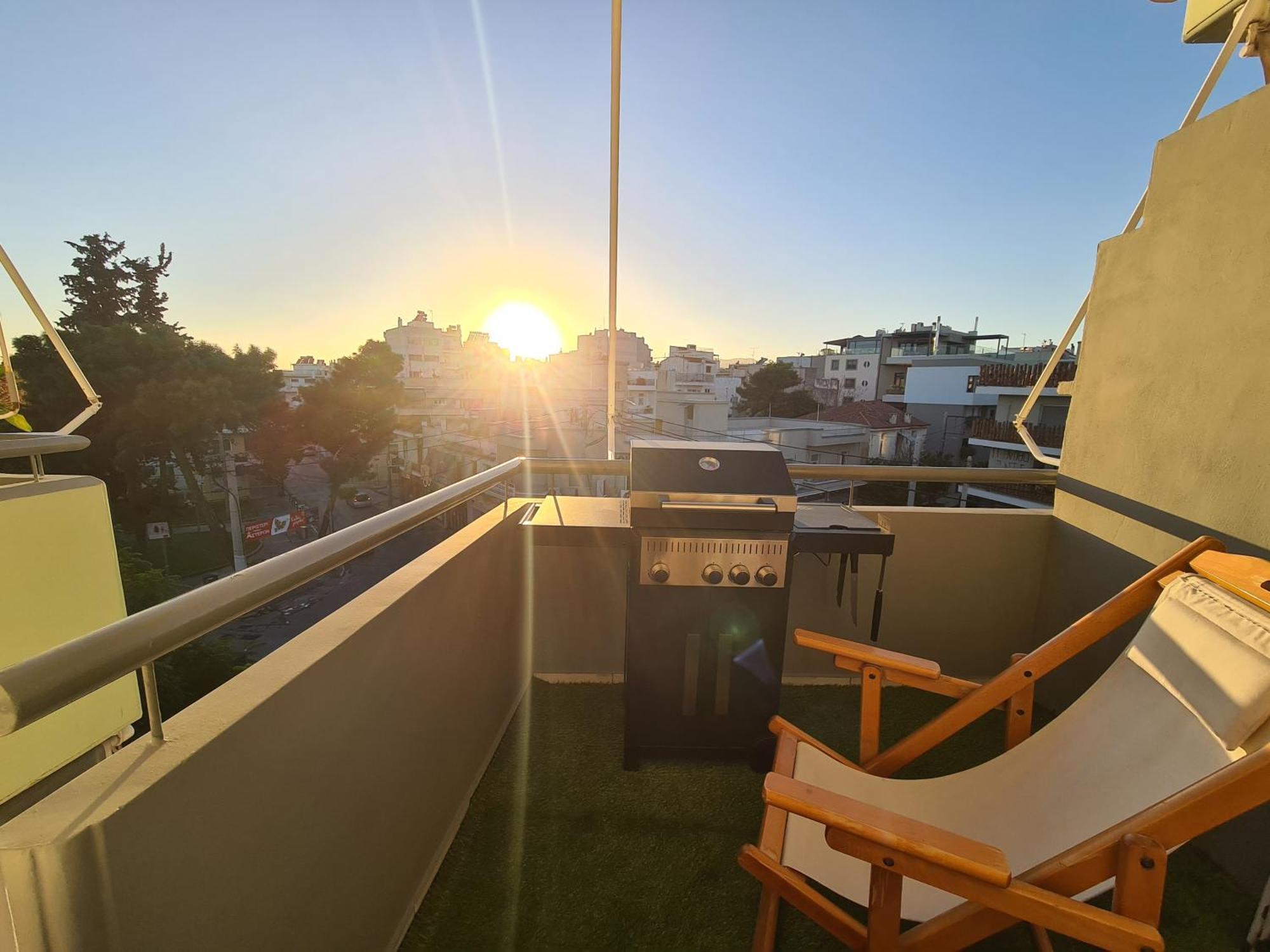 Sunny Home Private Jacuzzi Hydromassage Acropolis & Lycabettus Far View Parking 300M Metro Peristeri Athens Luaran gambar