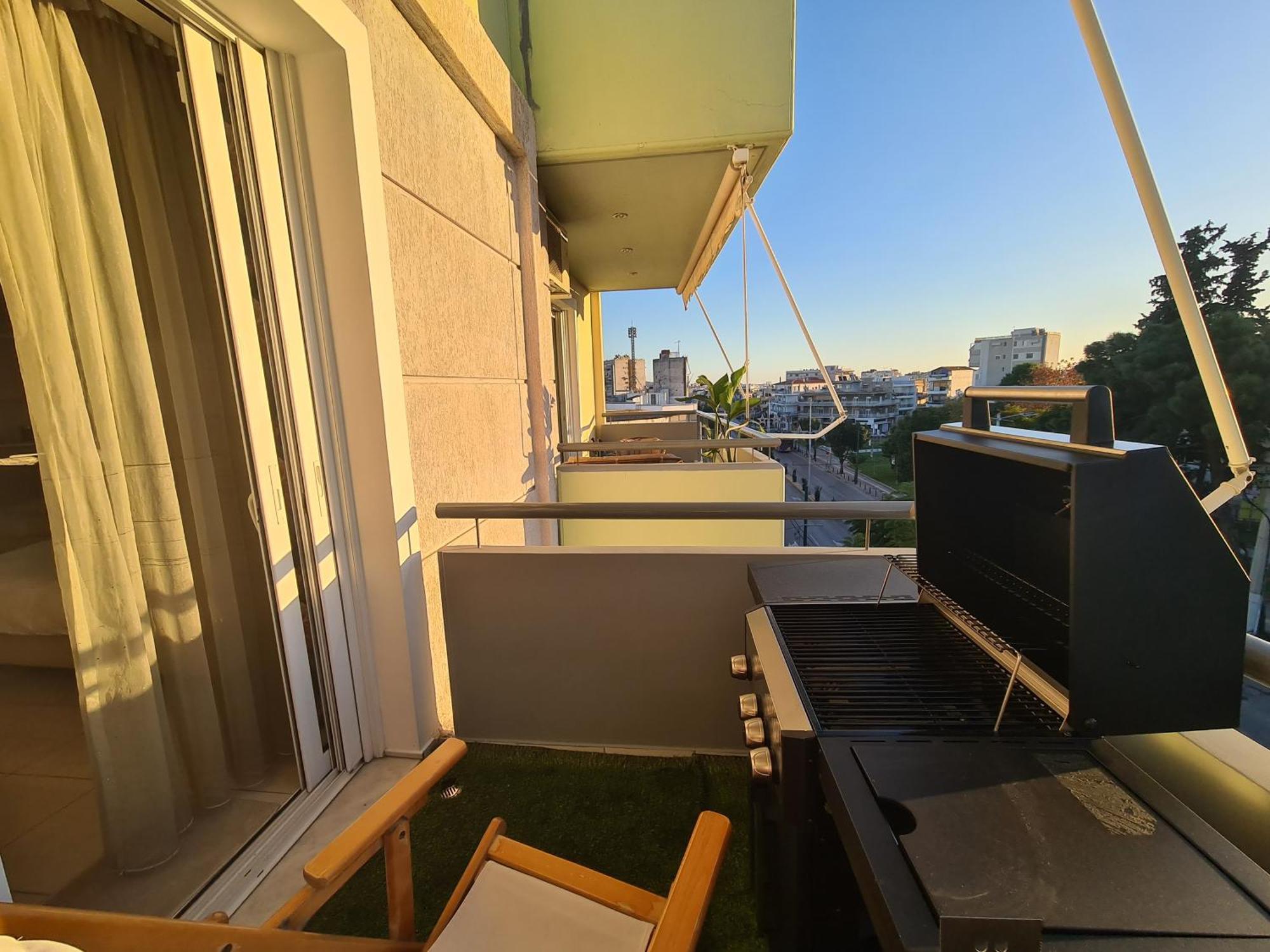 Sunny Home Private Jacuzzi Hydromassage Acropolis & Lycabettus Far View Parking 300M Metro Peristeri Athens Luaran gambar