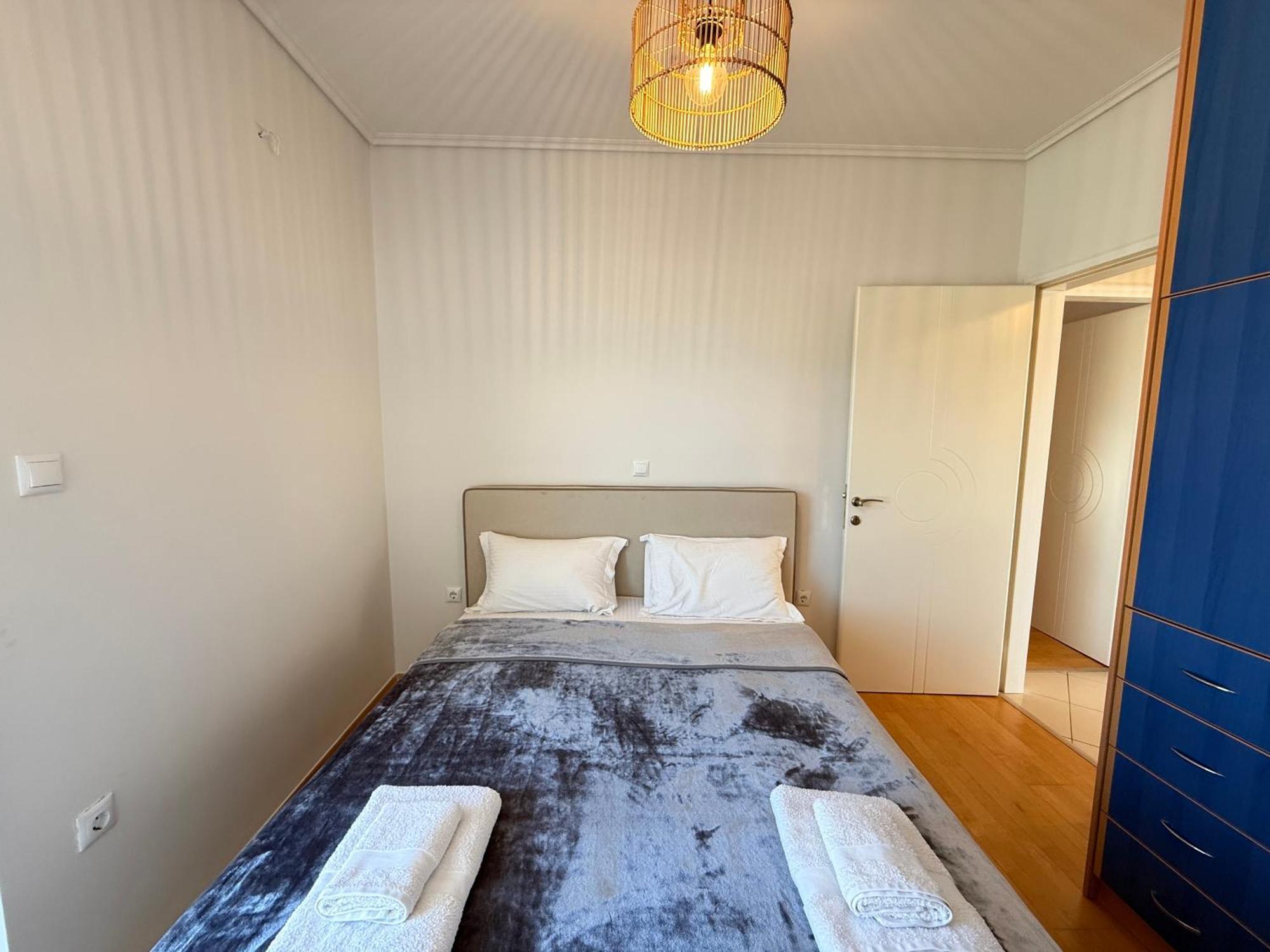 Sunny Home Private Jacuzzi Hydromassage Acropolis & Lycabettus Far View Parking 300M Metro Peristeri Athens Luaran gambar