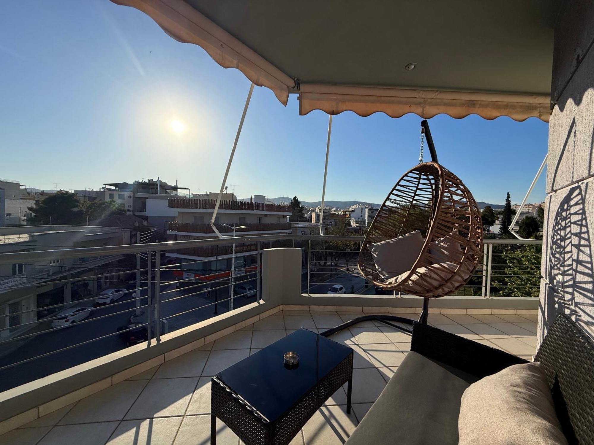 Sunny Home Private Jacuzzi Hydromassage Acropolis & Lycabettus Far View Parking 300M Metro Peristeri Athens Luaran gambar