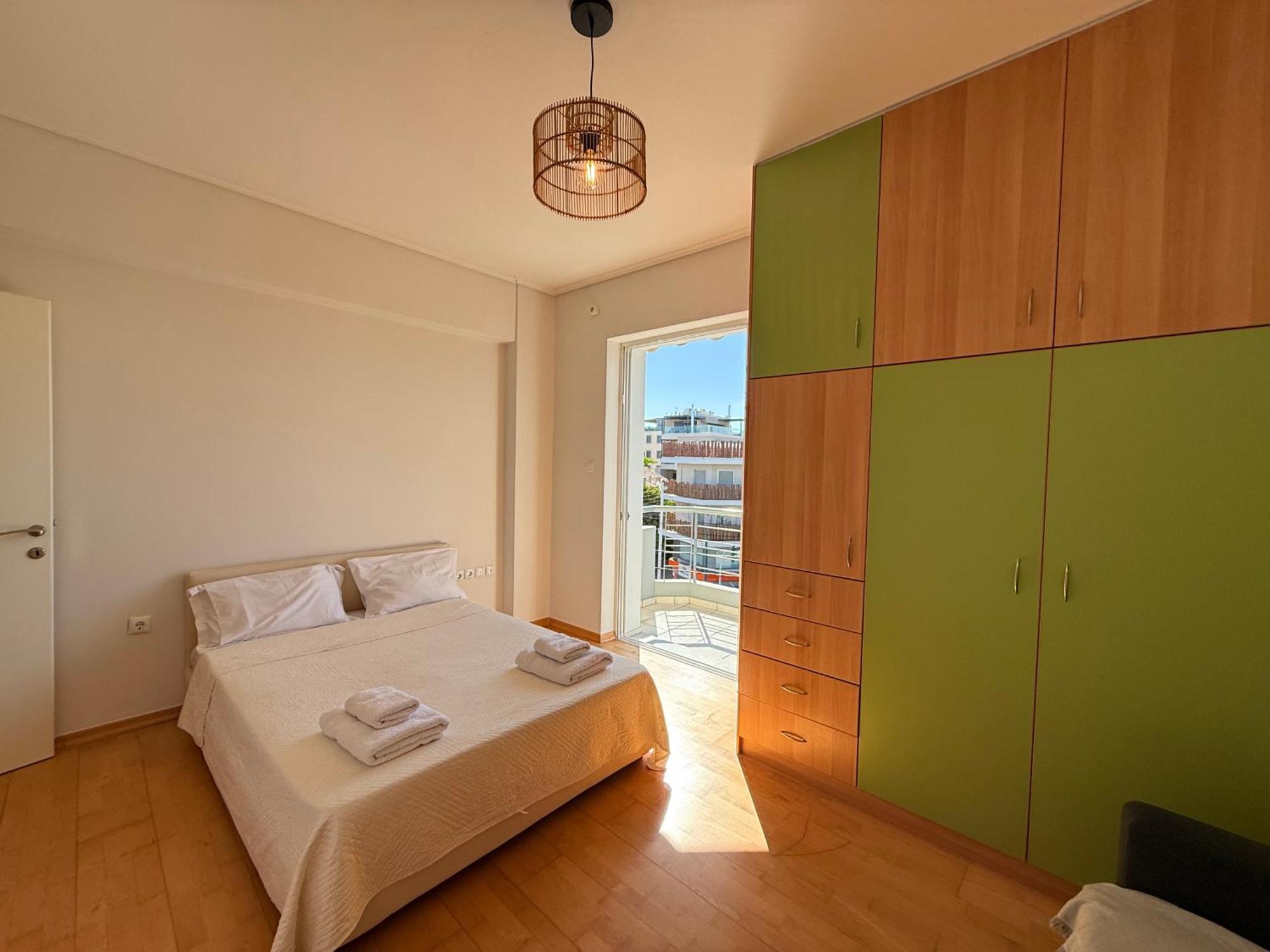 Sunny Home Private Jacuzzi Hydromassage Acropolis & Lycabettus Far View Parking 300M Metro Peristeri Athens Luaran gambar